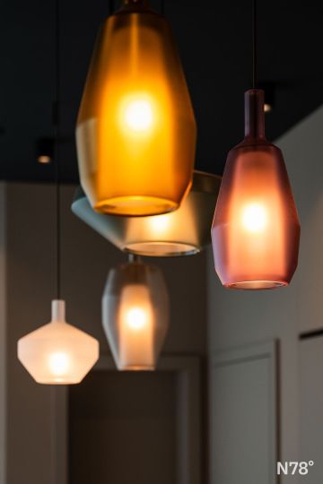 Interiér centra osobního rozvoje – svítidla PENTA